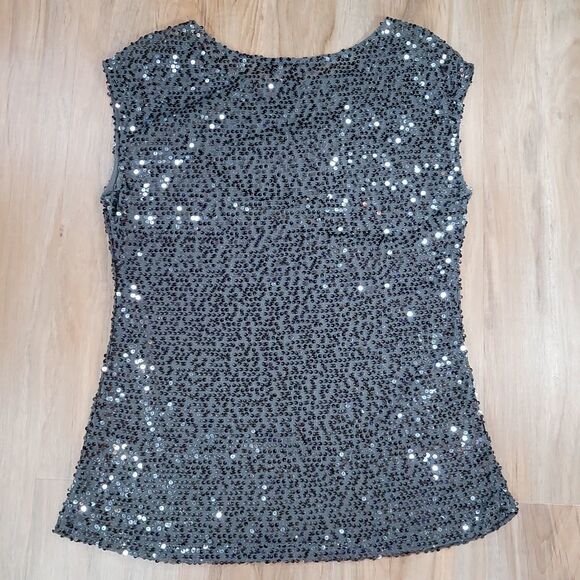 💚The Limited Gray Sequined Sleeveless Blouse Large - Picture 2 of 8